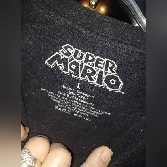 Authentic Mario Brothers T-shirt size large - Picture 5 of 5